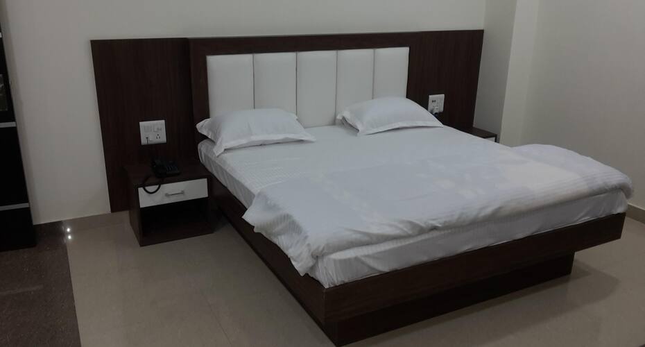 The Ganga Hotel, Fatehabad 5